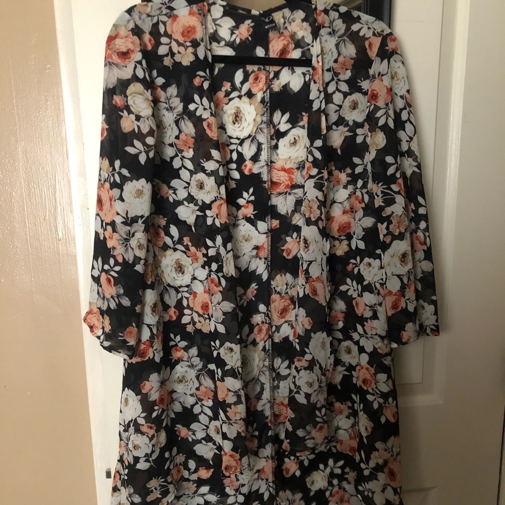 Windsor Kimono